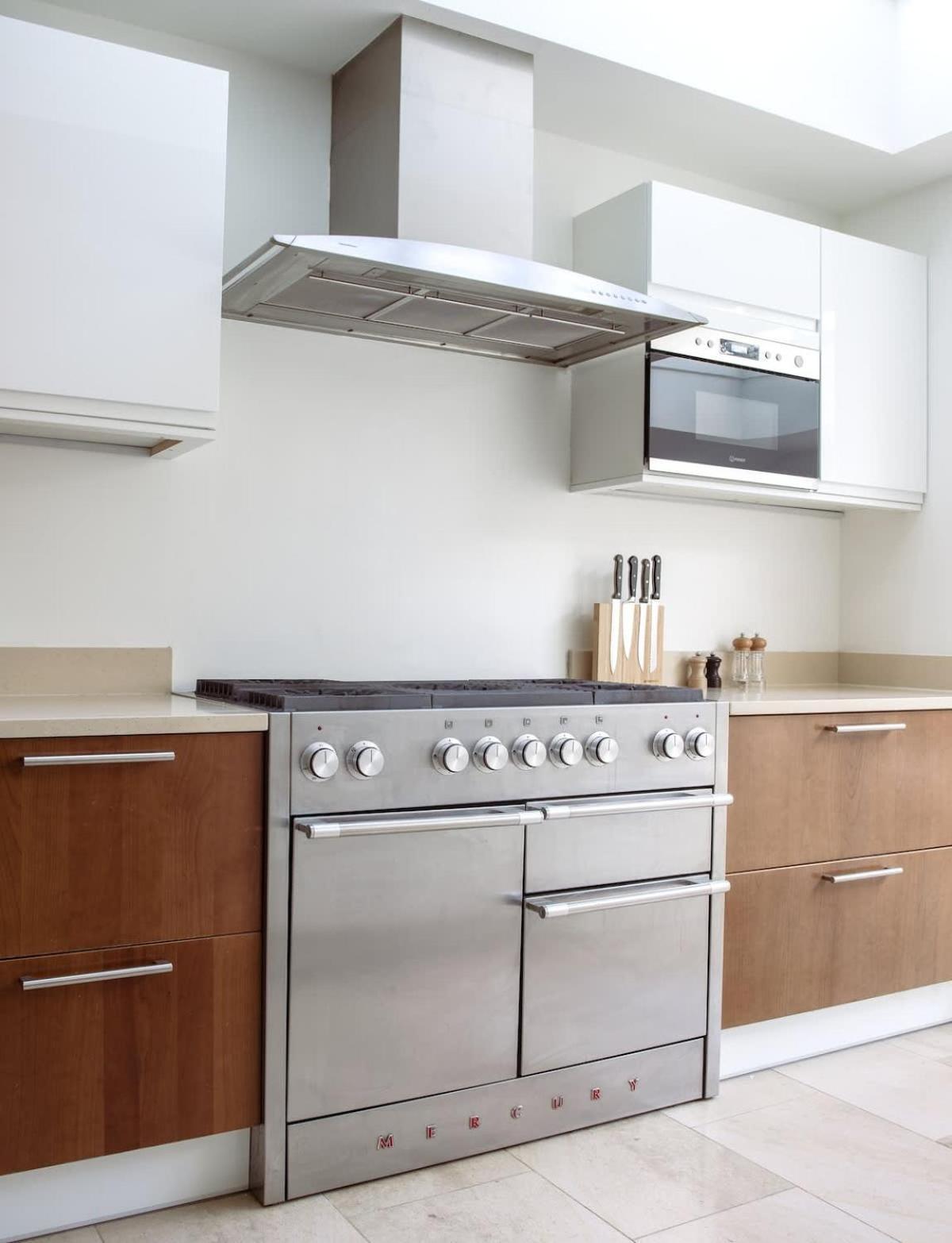 Luxury 5-bedroom Town House In Brook Hébergement de vacances