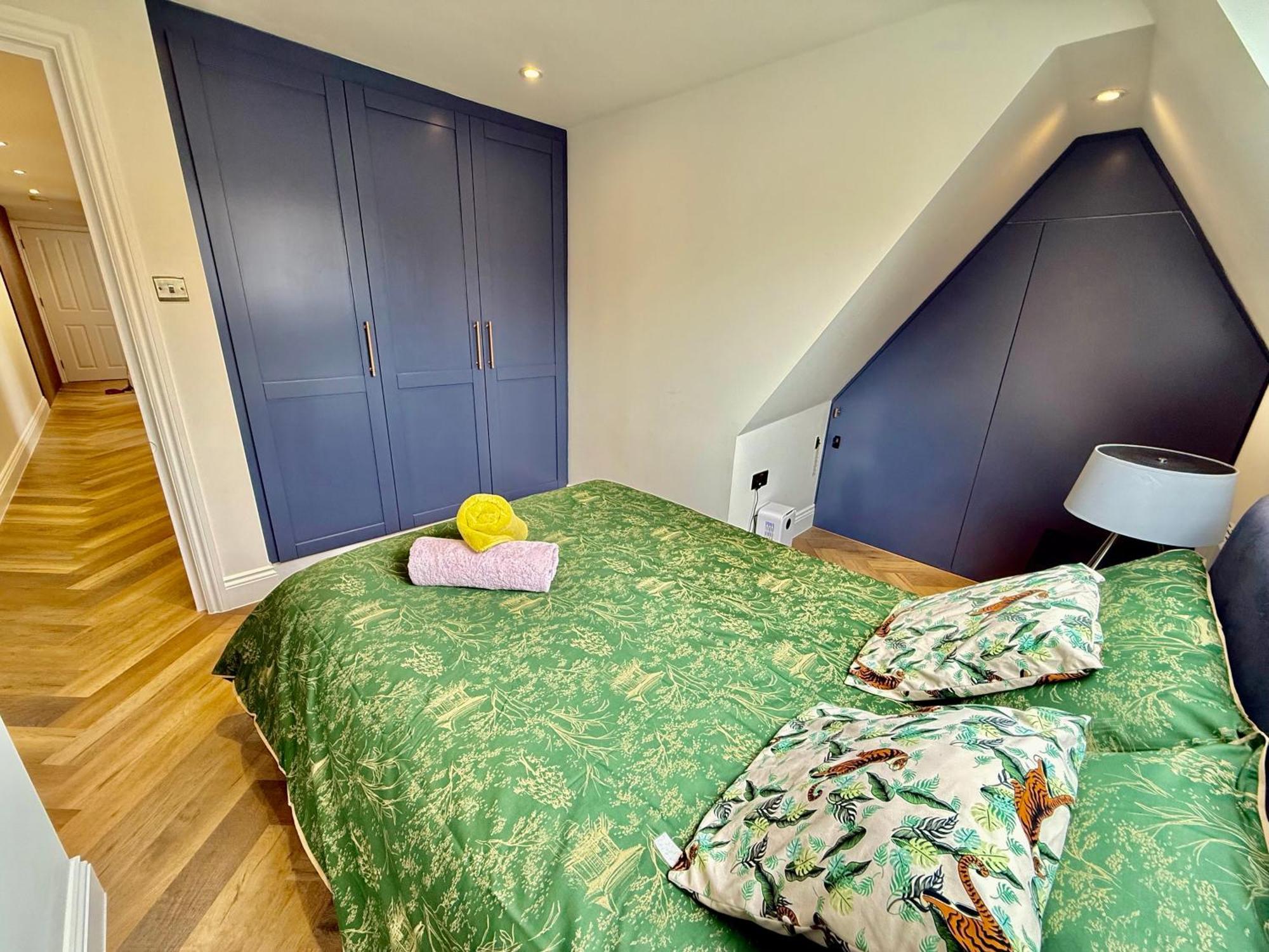 Apartamento Central, Modern, Westfield, Close To Tube Station *