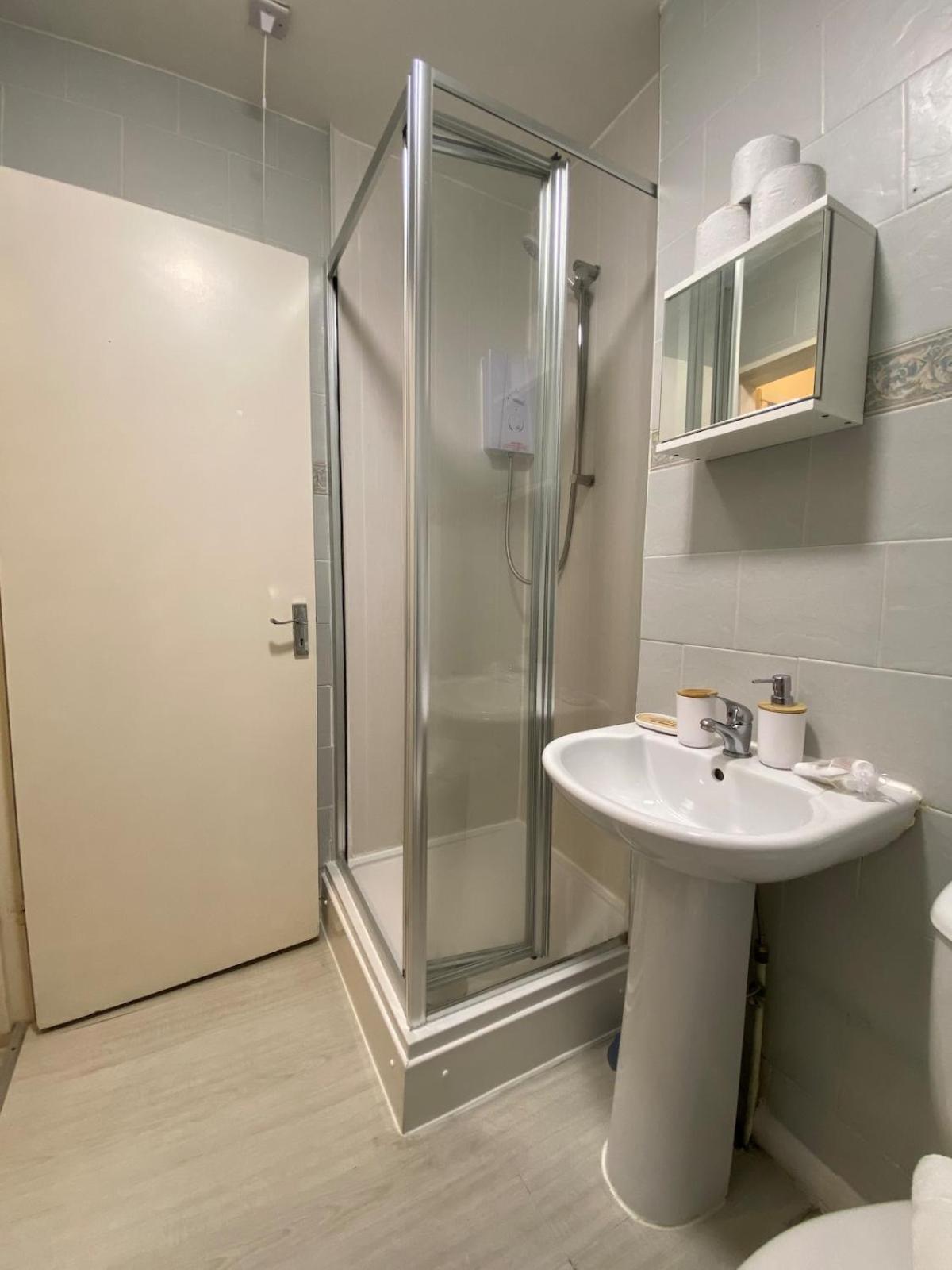 Bright And Compact In The Heart Of Appartement