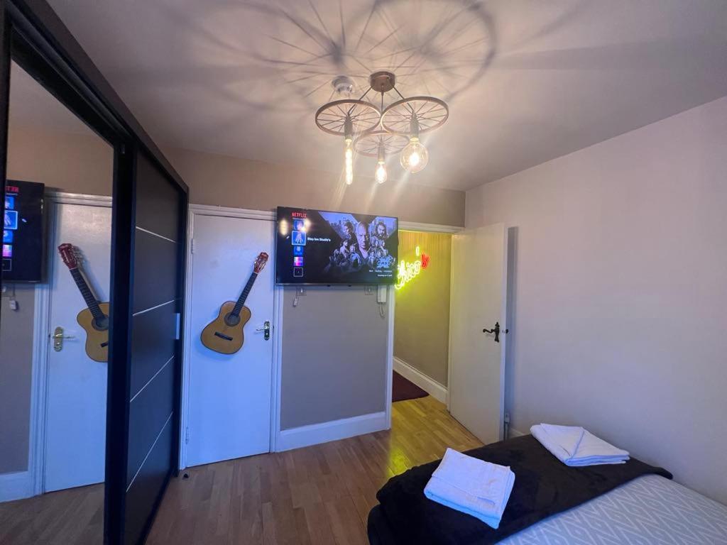 Studio London *