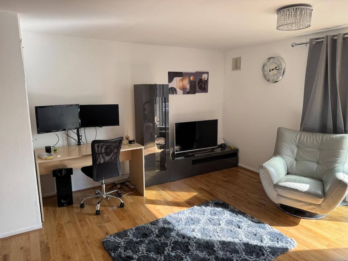 Modern 2 Bedroom Terrace Appartement