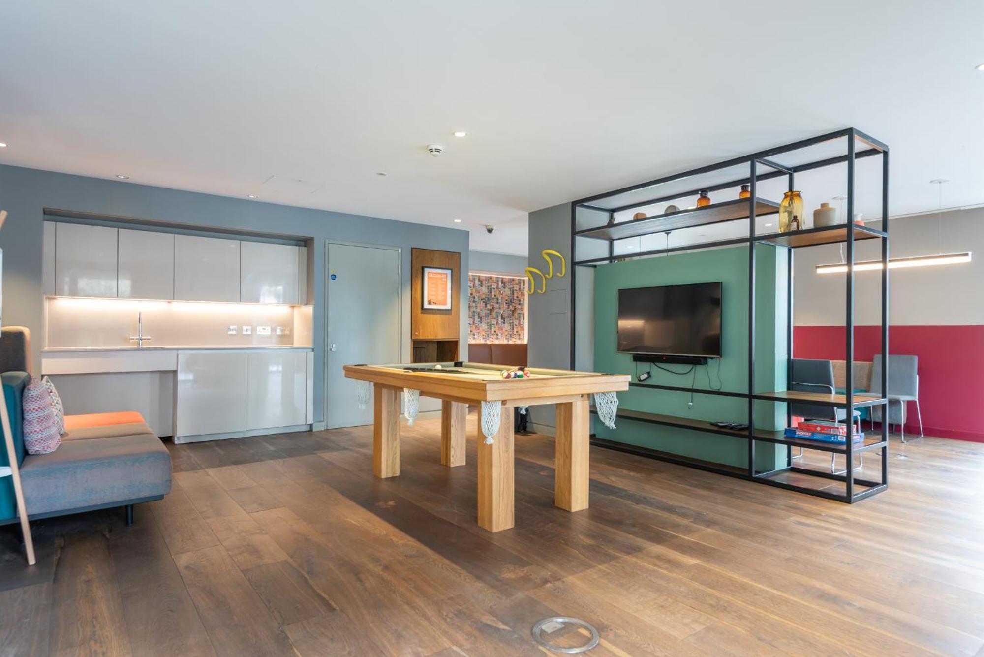 Montana - Modern Comfort & Prime Location Appartement Londres