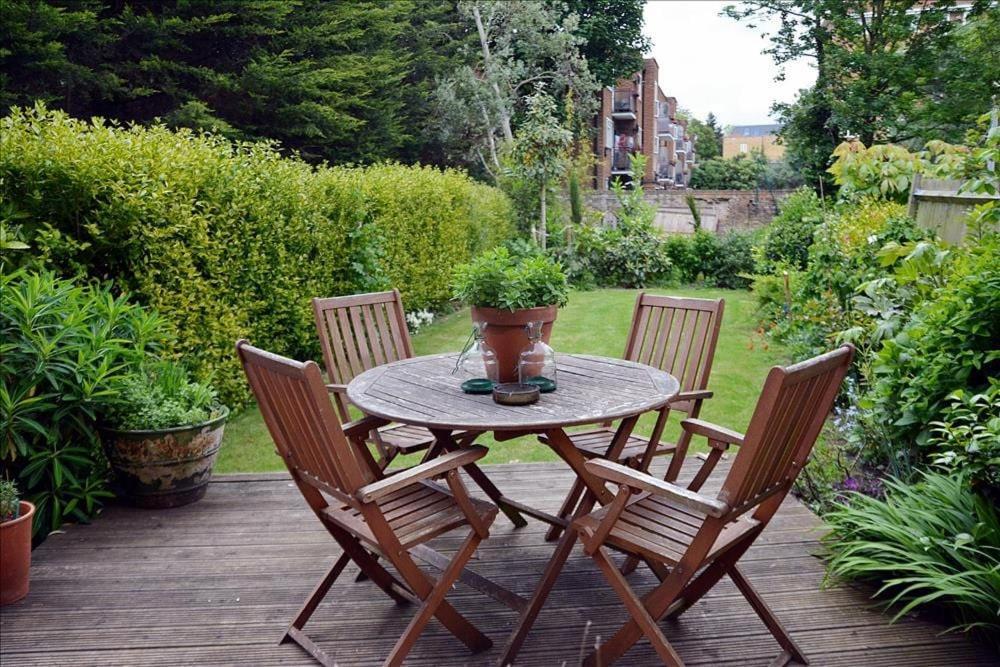 Stunning 2 Bedroom Flat For Families Londen