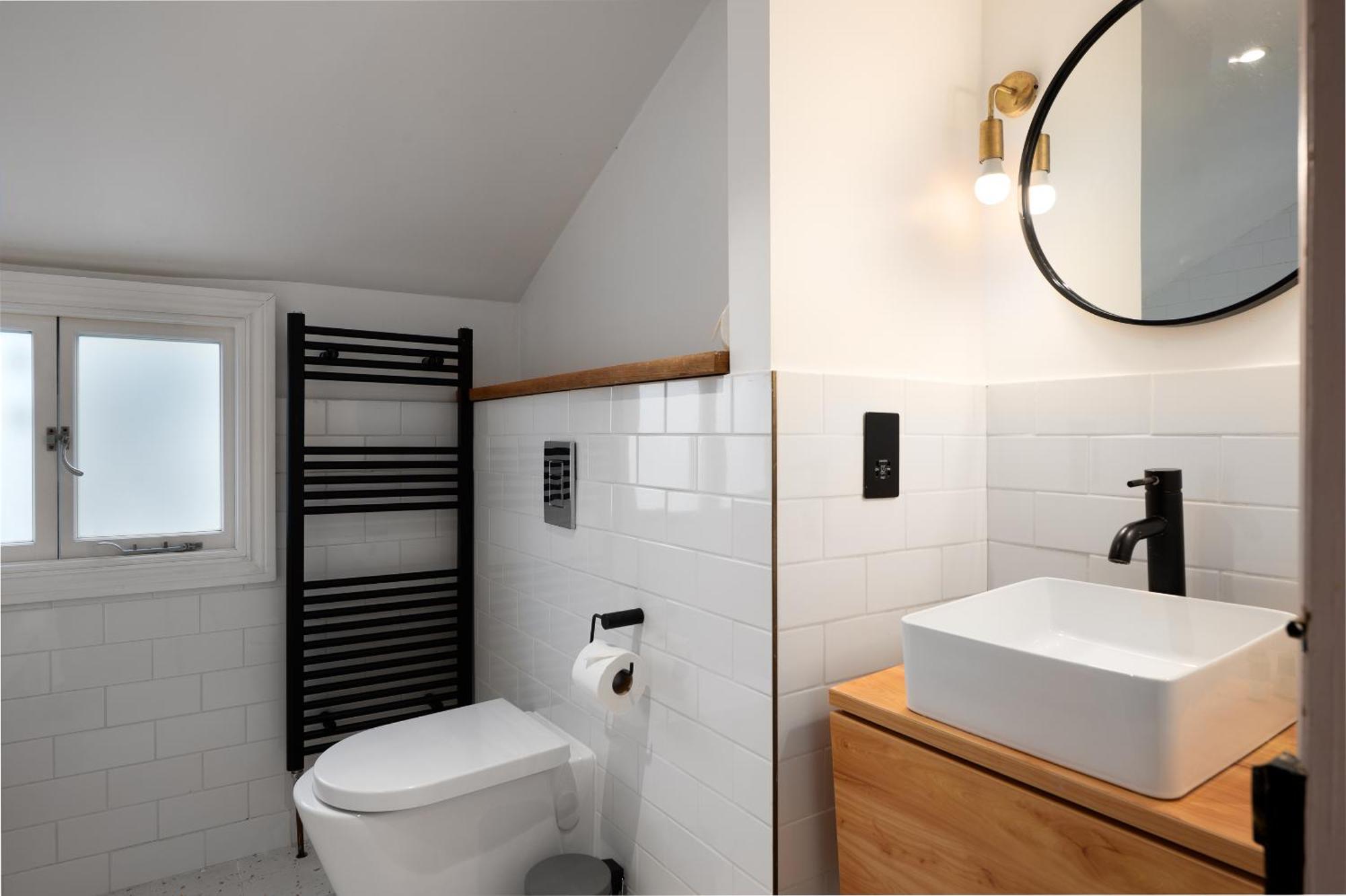 Vesto Three Bedroom Duplex In Clapham Apartamento