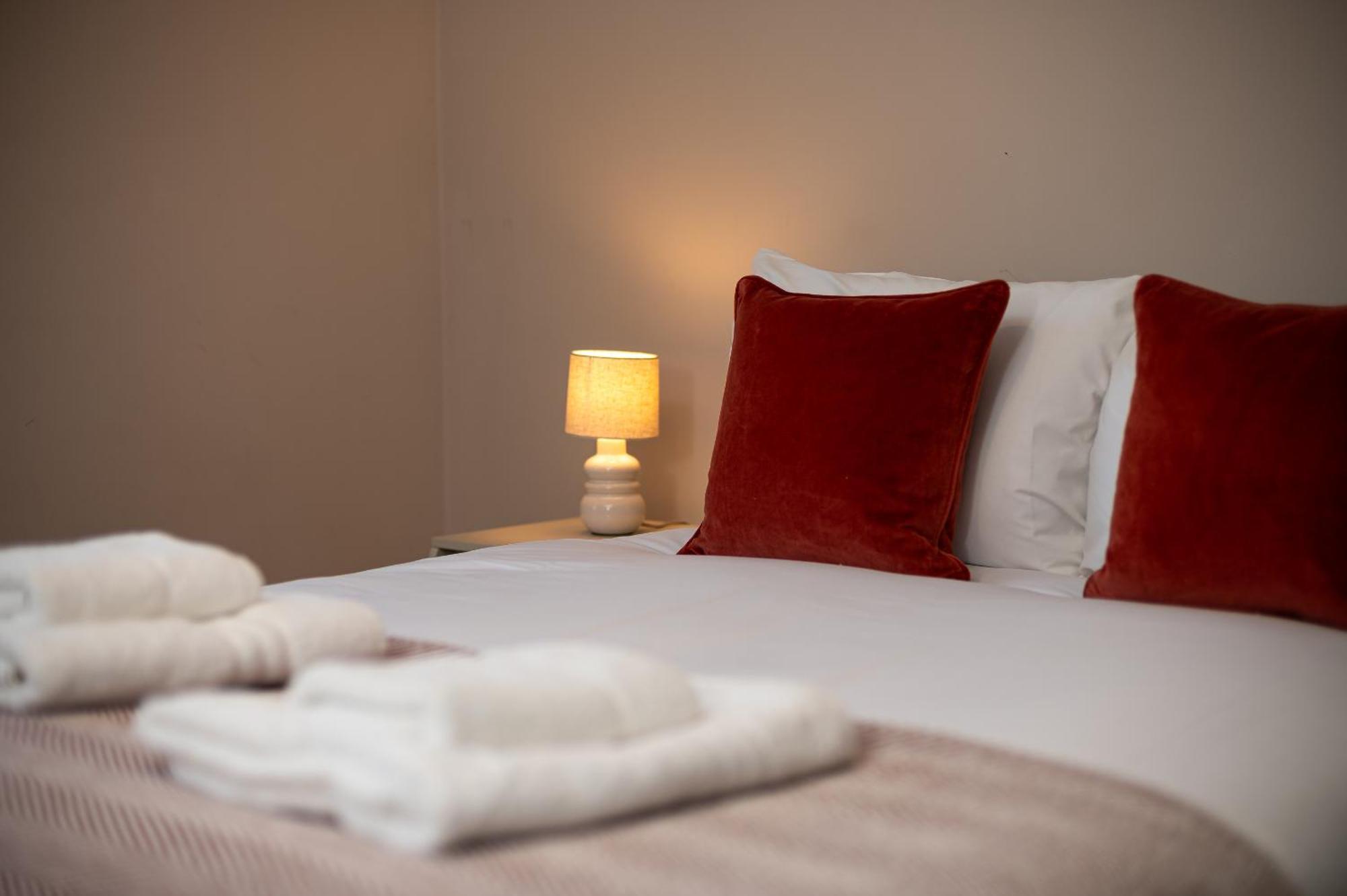 Vesto Three Bedroom Duplex In Clapham Londres