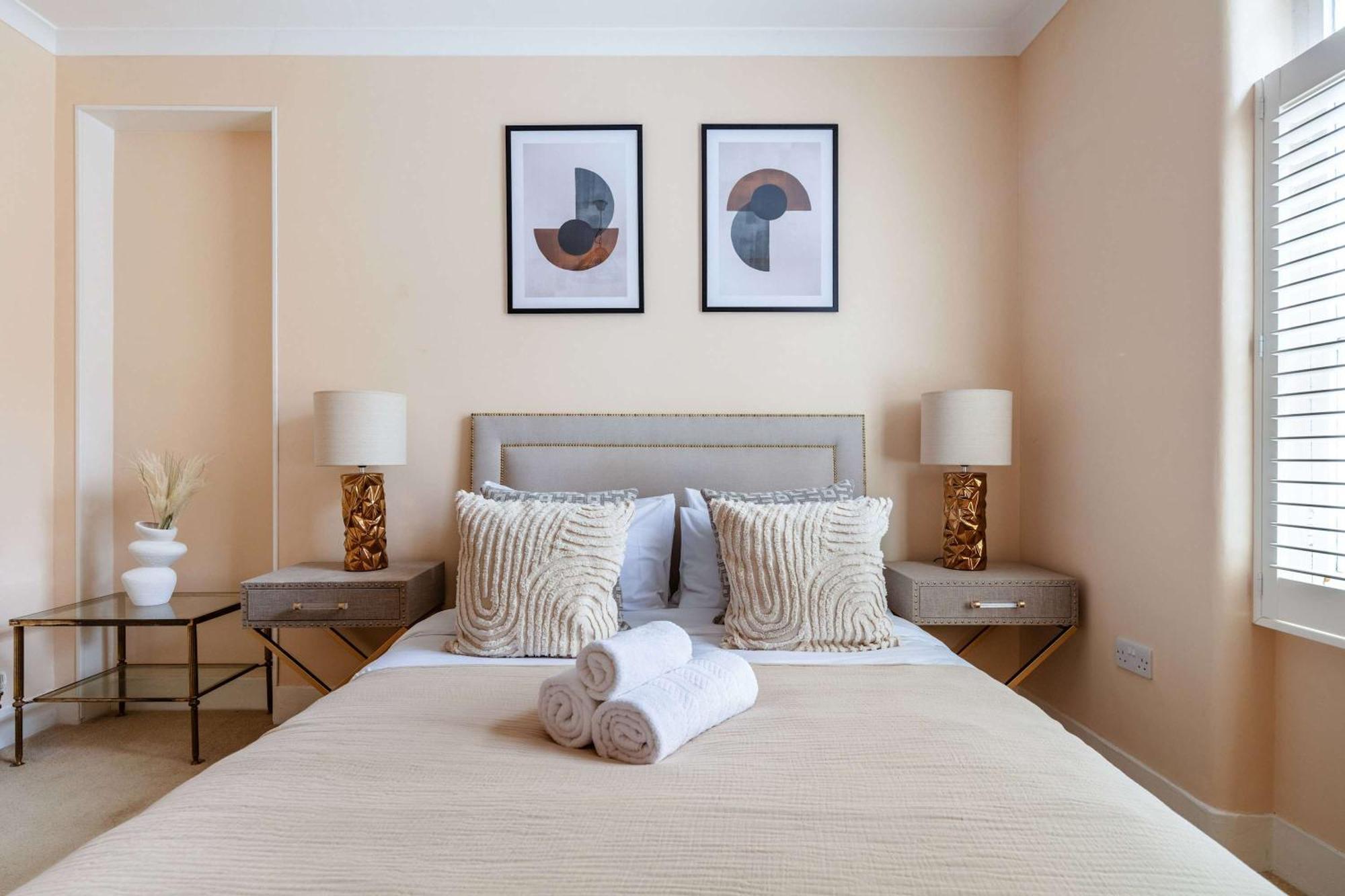 Bnbnova - Heart Of Mayfair - 3br - Bond St *
