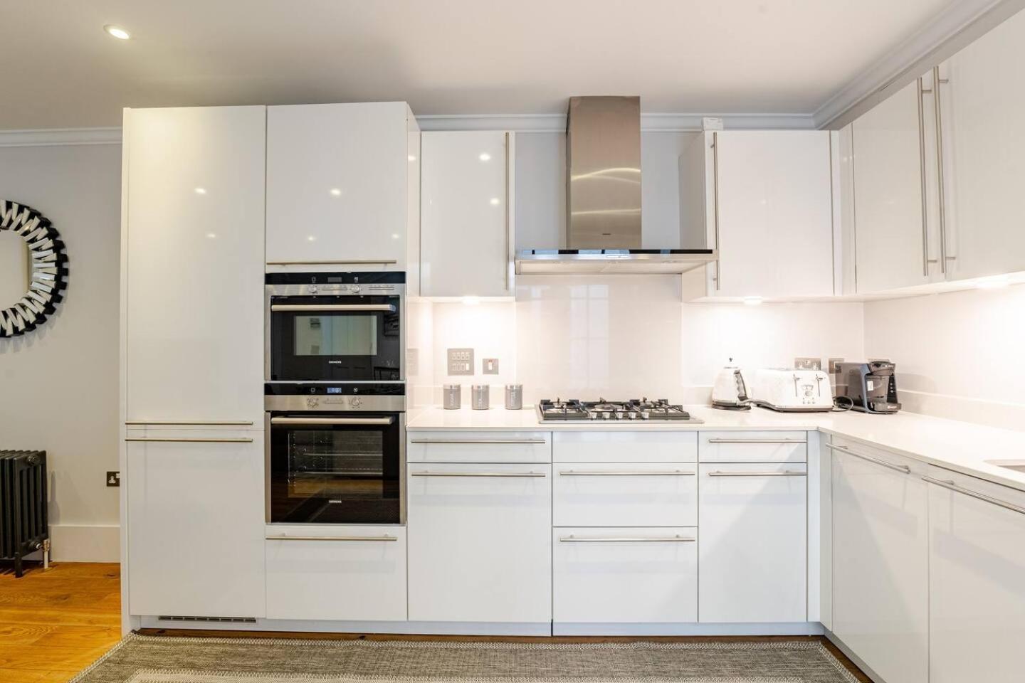 Apartment Lavish Designer 3 Bed Near Oxford Street London