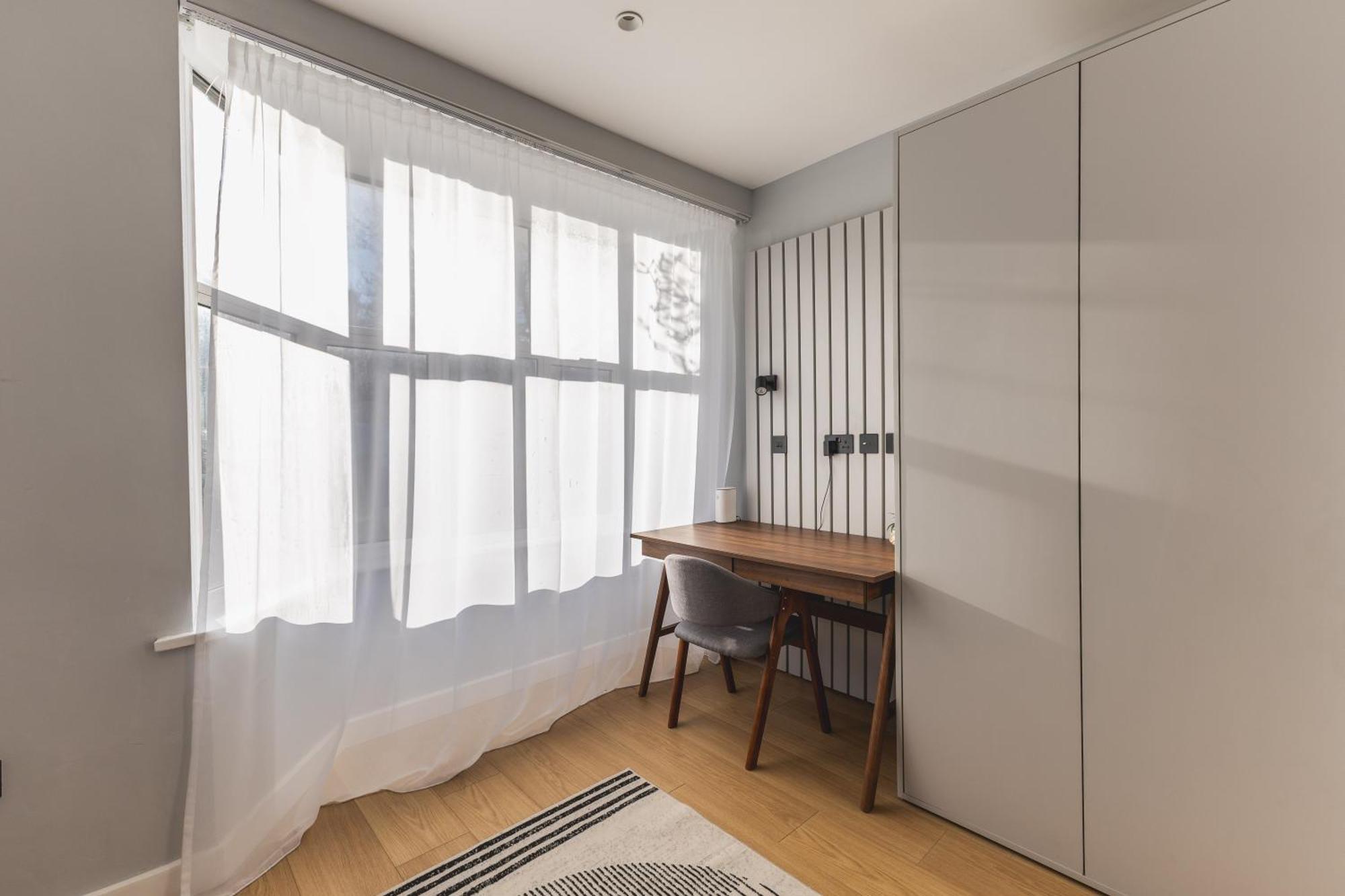 Upscale House In Acton East * Londres