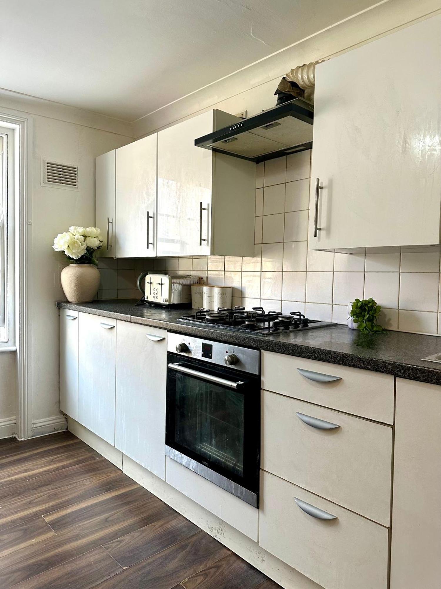 Spacious 4- Bedroom Flat! Kings Cross, St Pancras Appartement Londres