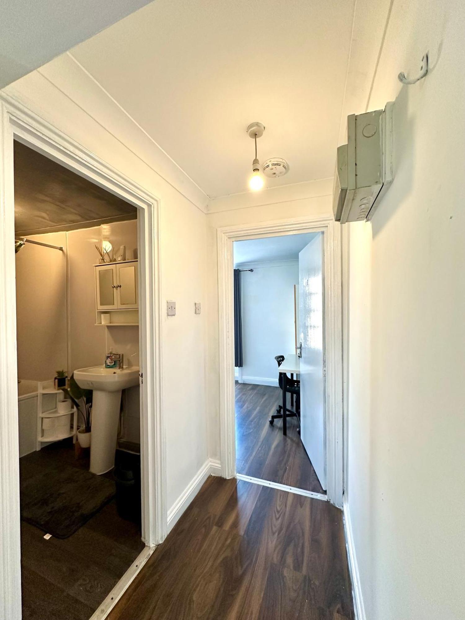 Spacious 4- Bedroom Flat! Kings Cross, St Pancras Appartement *
