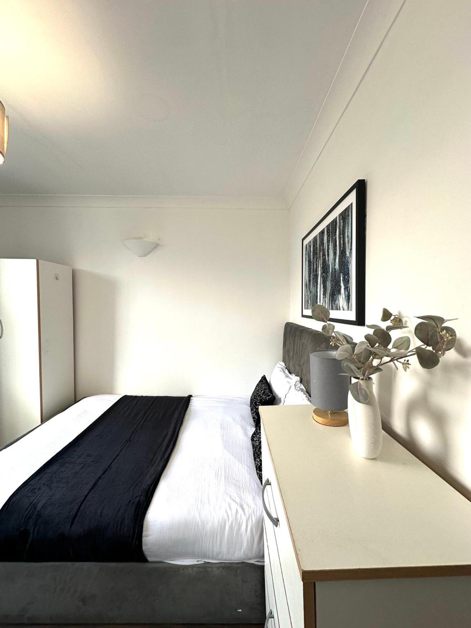 Spacious 4- Bedroom Flat! Kings Cross, St Pancras * Londres