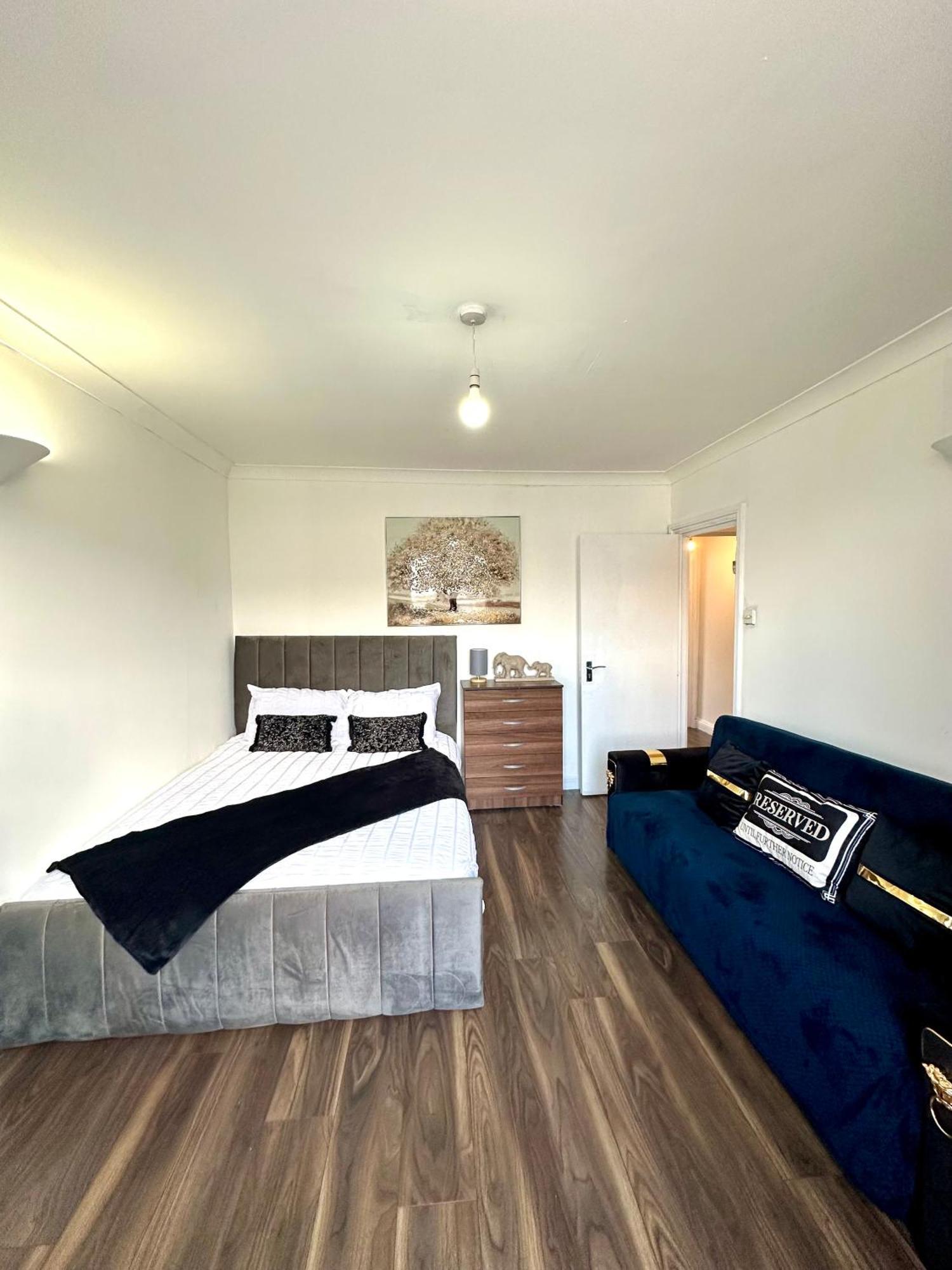 Spacious 4- Bedroom Flat! Kings Cross, St Pancras Appartement *