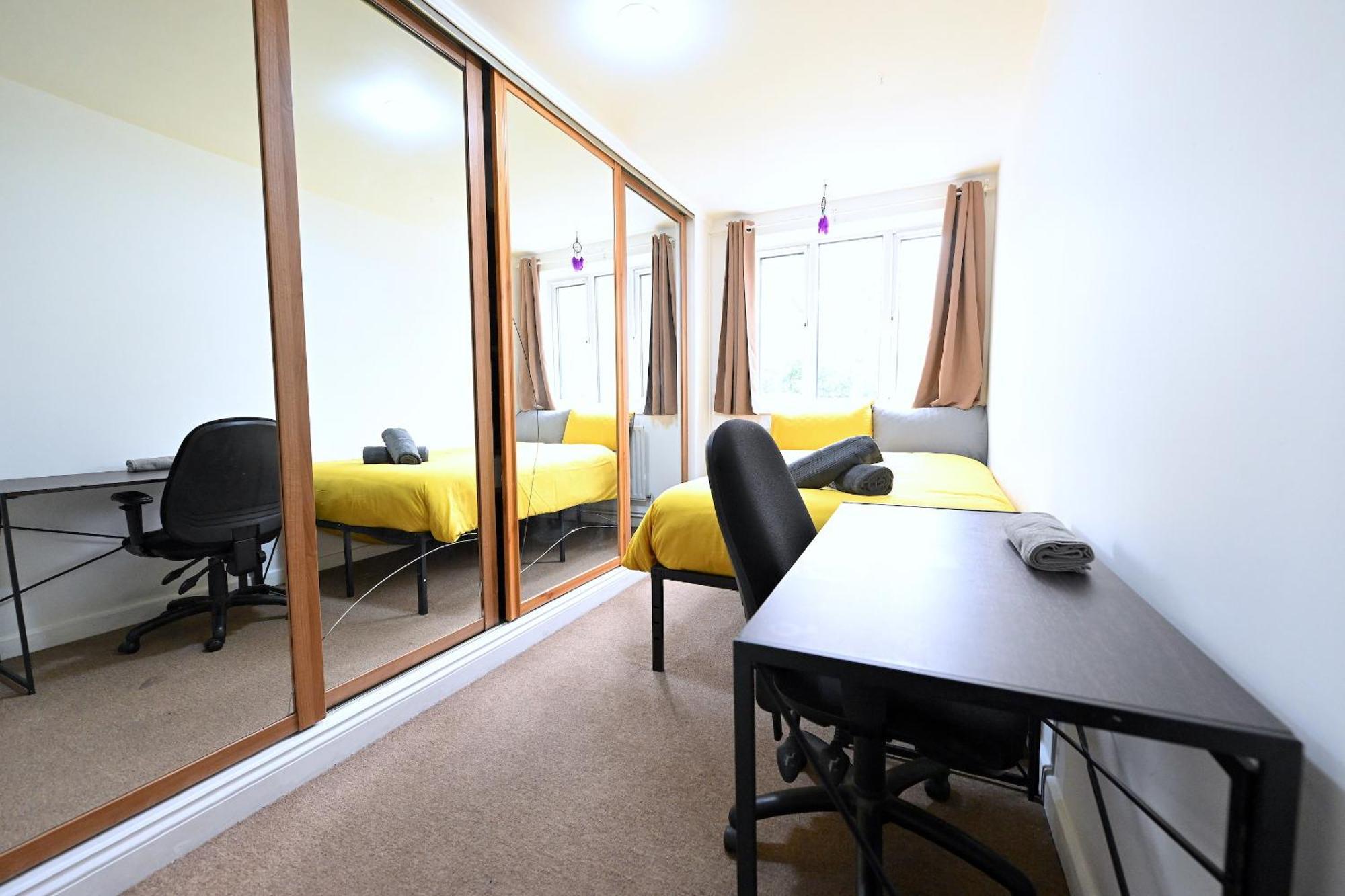 Stunning 2-bedroom Appartement *