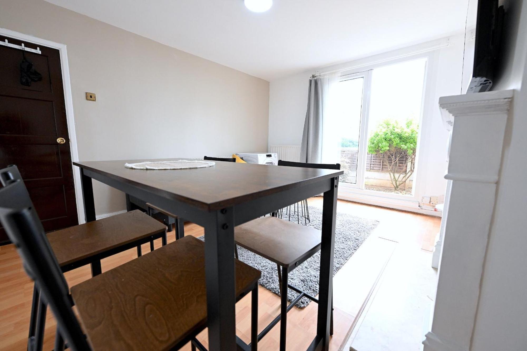Stunning 2-bedroom Londres