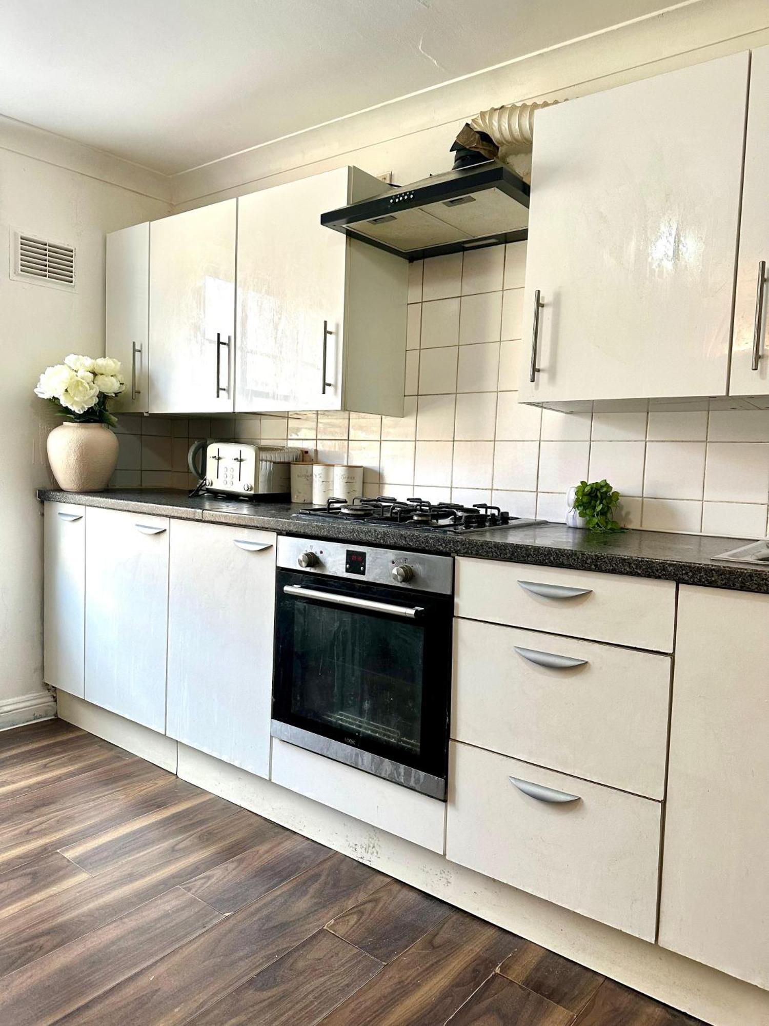 Stunning 4 Bedroom Flat In Kingscross, St Pancras! * Londres