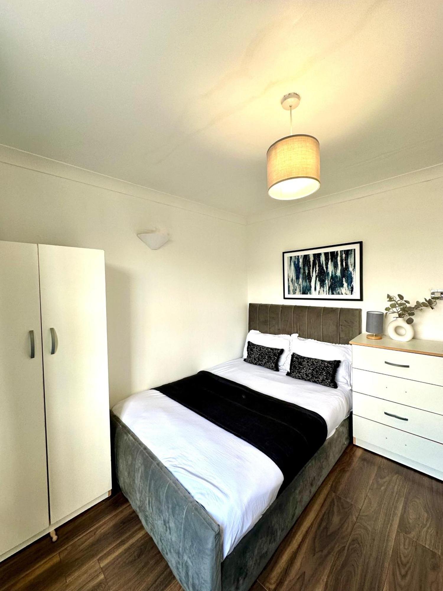 Stunning 4 Bedroom Flat In Kingscross, St Pancras!