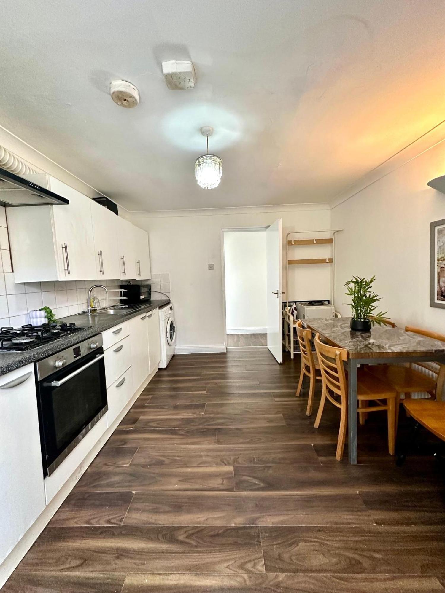 Appartement Stunning 4 Bedroom Flat In Kingscross, St Pancras! *