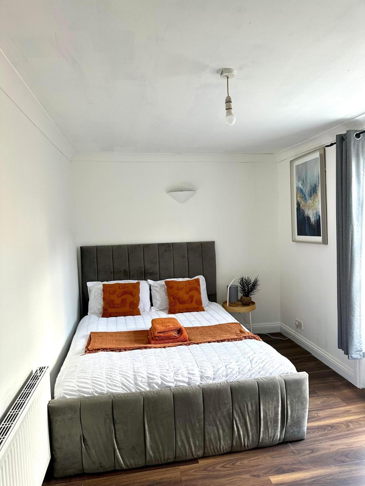 Stunning 4 Bedroom Flat In Kingscross, St Pancras!