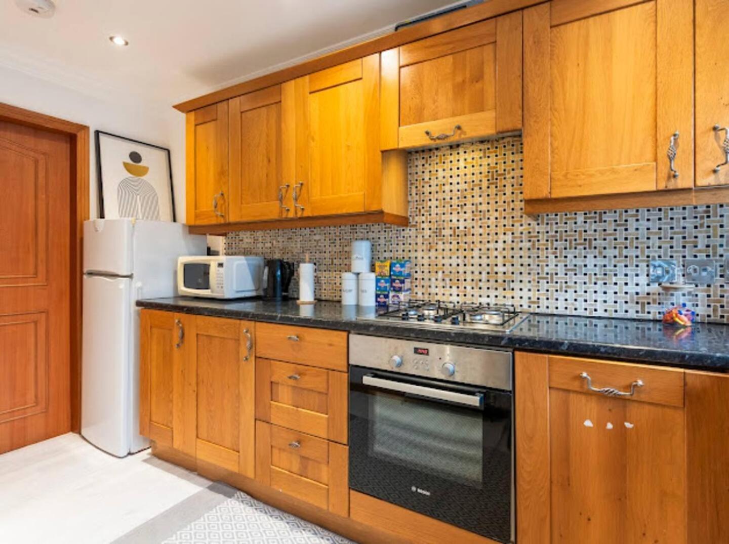 Exquisite 1br - Free Parking Only 5-mins Walk To Clapham Junction Station Appartement *