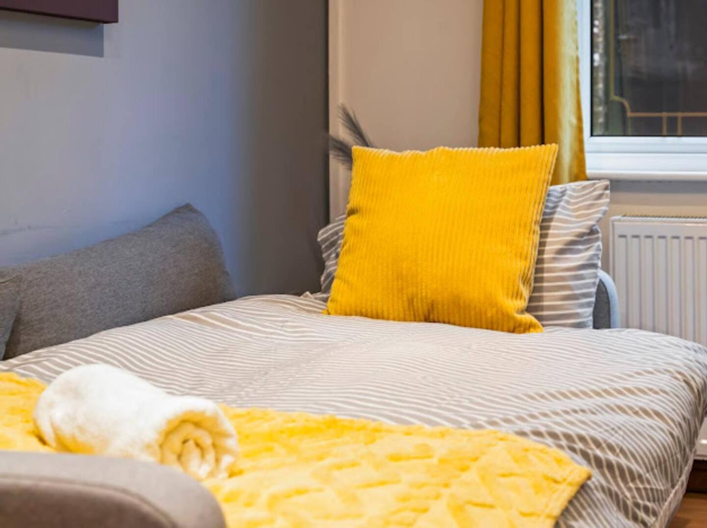 Exquisite 1br - Free Parking Only 5-mins Walk To Clapham Junction Station * Londres