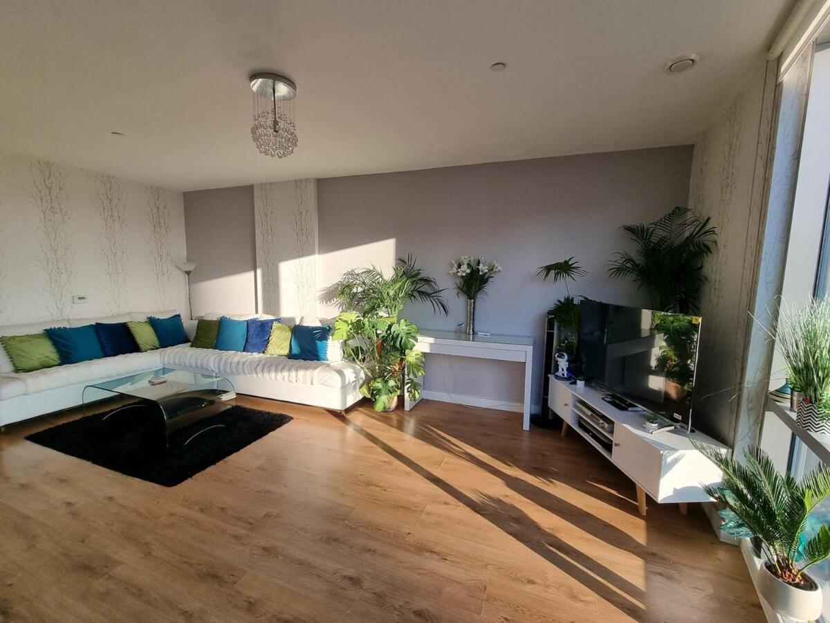 Appartement Stunning 2 Bedroom 2 Bathroom Flat With Panoramic View