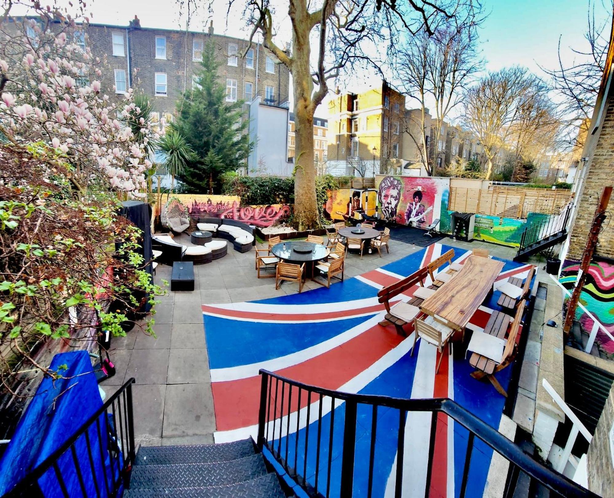 Saint Backpackers * Londres