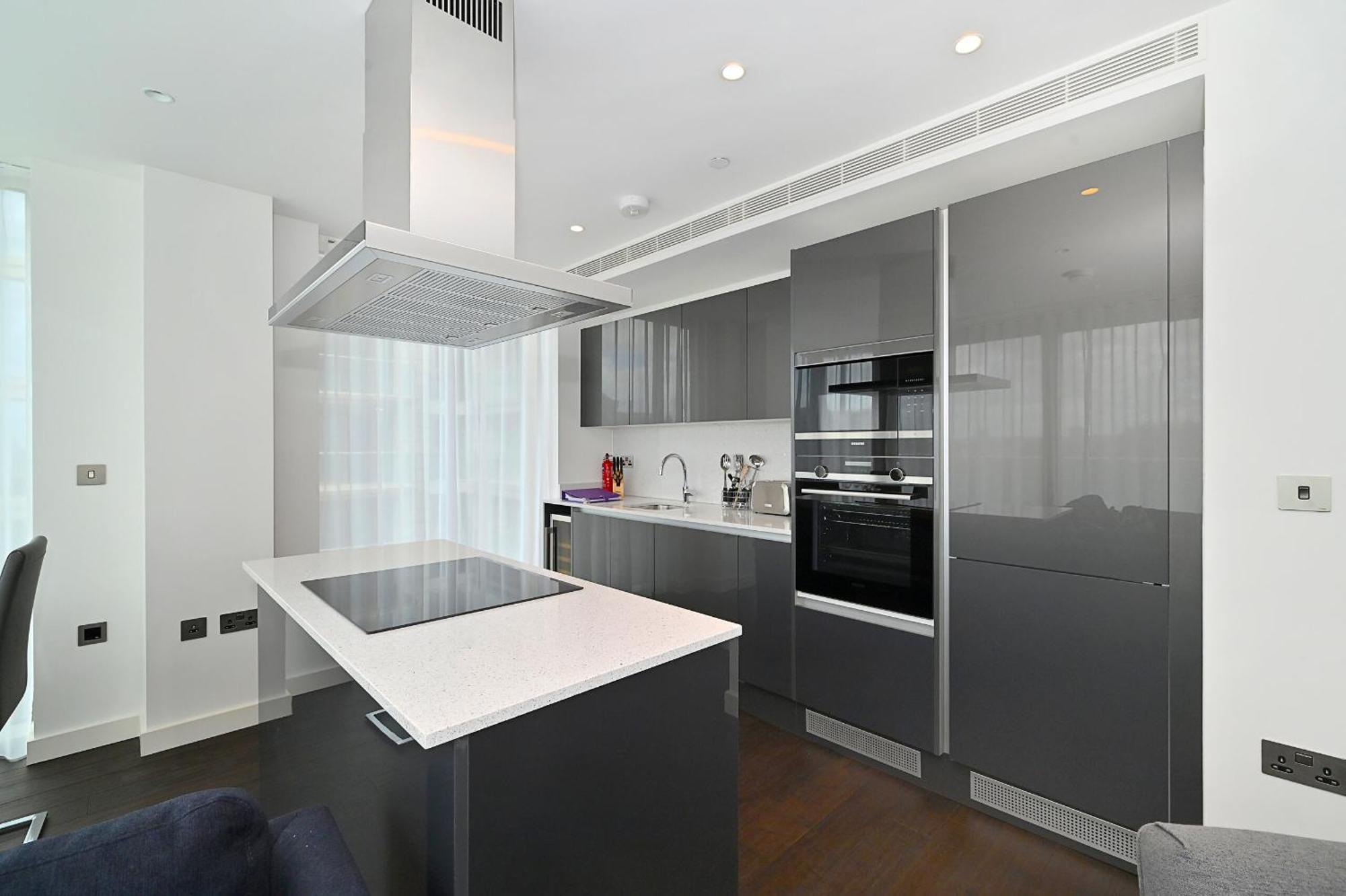 Access Tower Hill Apartamento *