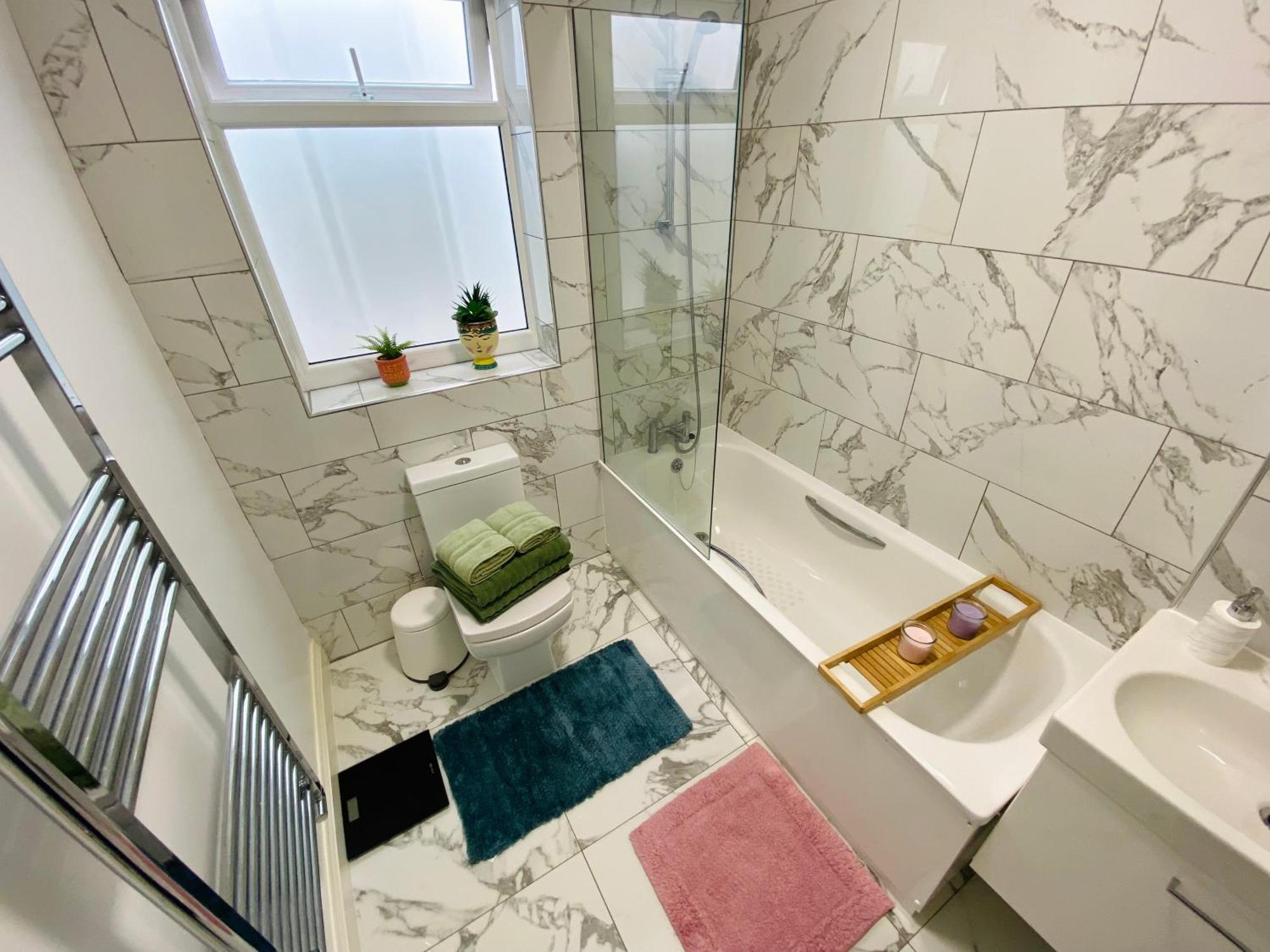 Apartamento Modern 1-bed 30min To & Parking