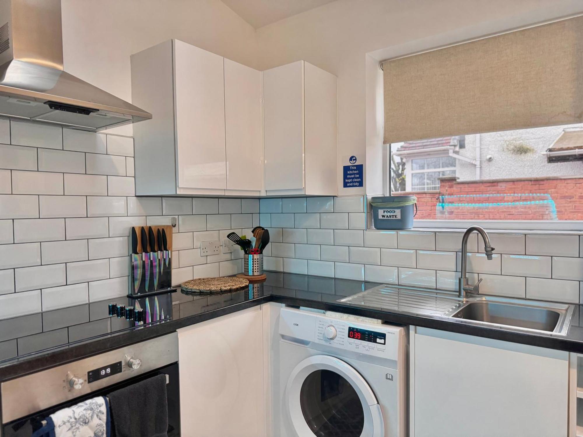 Apartamento Modern 1-bed 30min To & Parking
