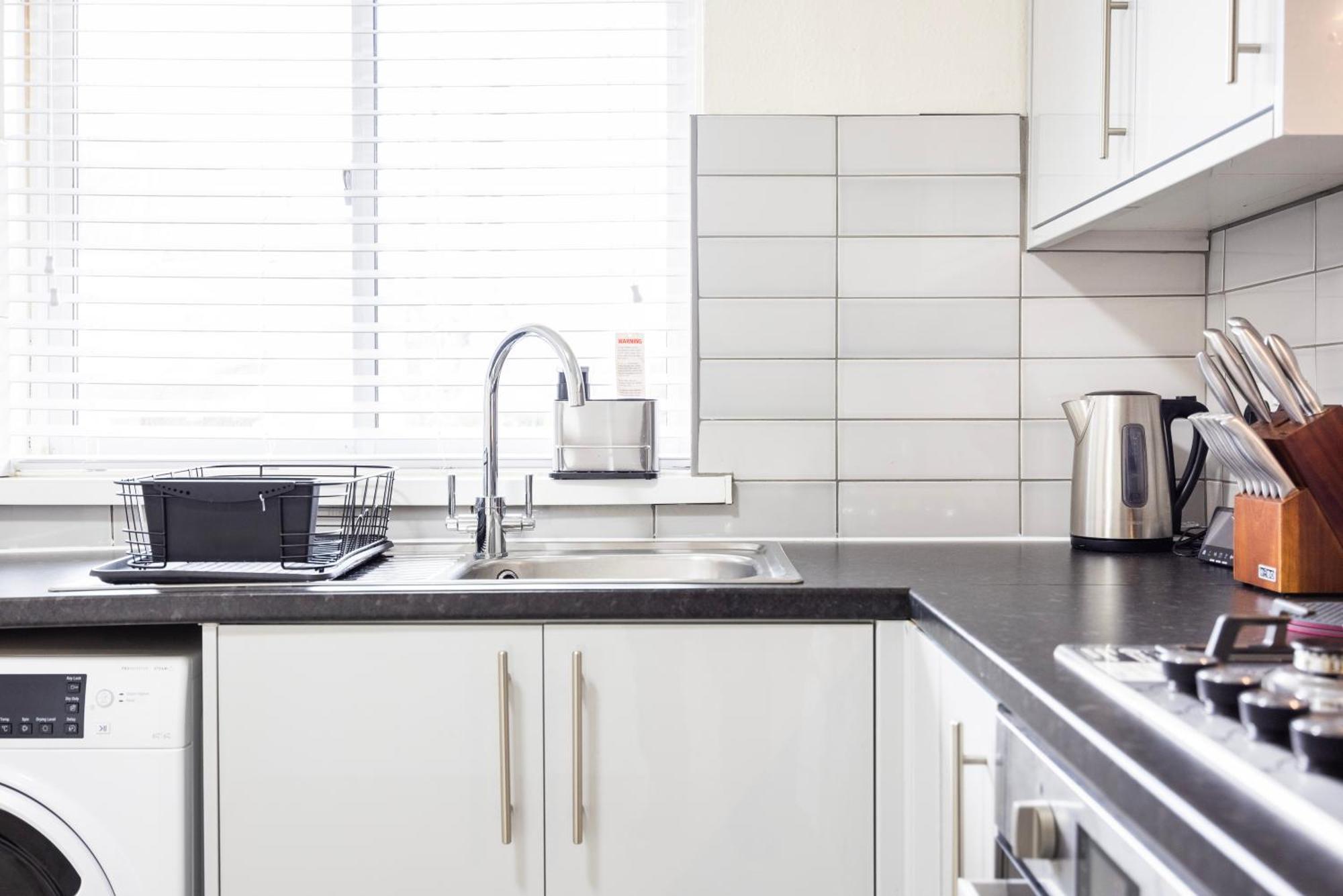 Garland Modern Close To Station 3 Bedroom Appartement Londres