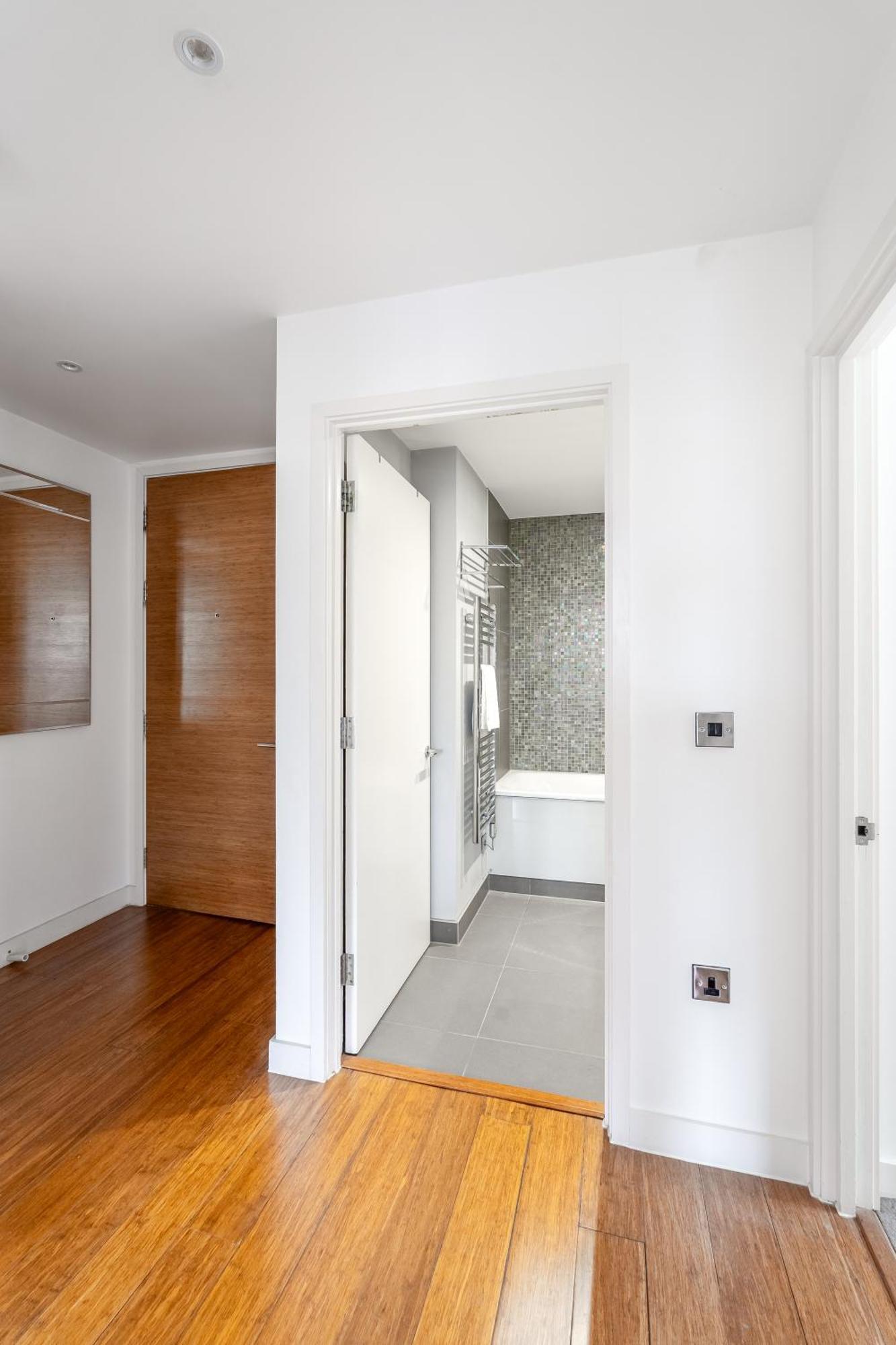 Apartamento Modern, Stylishly Furnished Apartment, With Wrap Around Balcony In Notting Hill