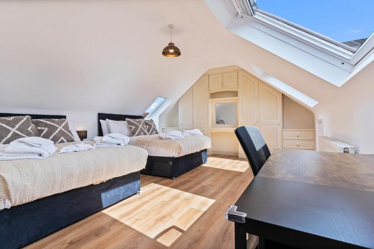 Heart Of Acton - Long - Perfect For Groups Appartement