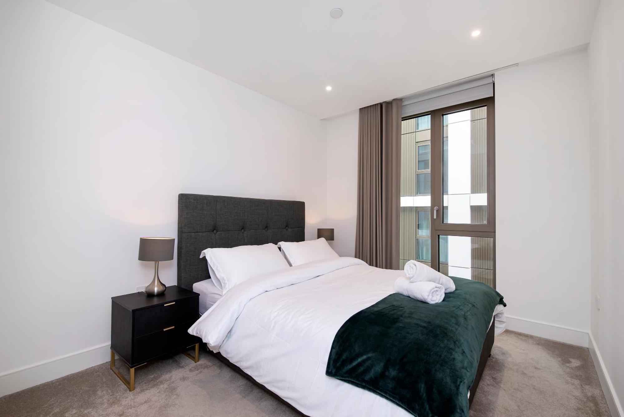 Lux And Large 2 Bed Battersea Power Station Londres