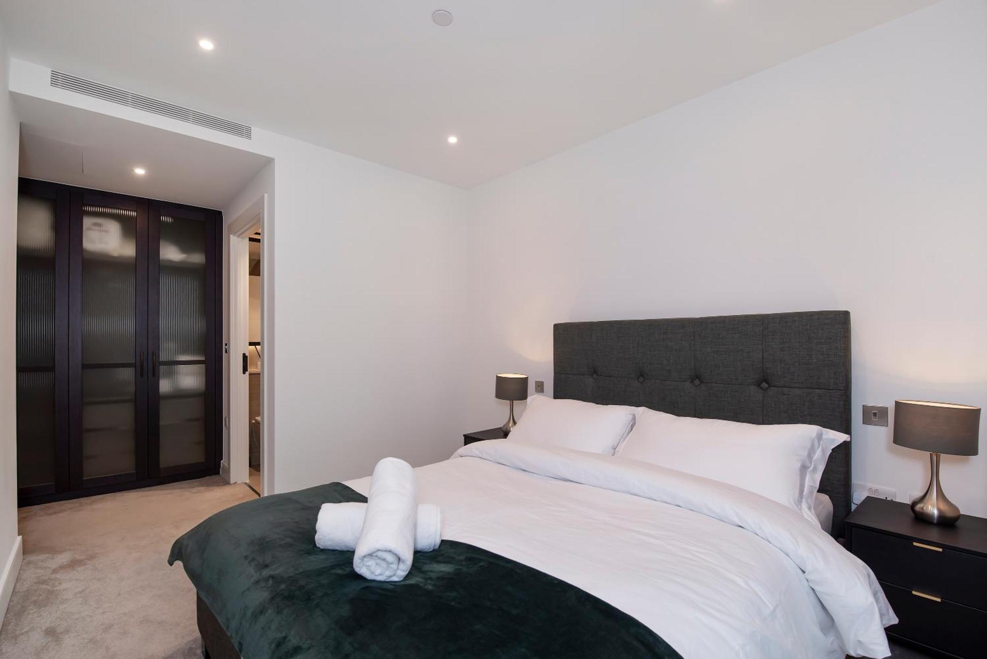 Lux And Large 2 Bed Battersea Power Station Apartamento Londres