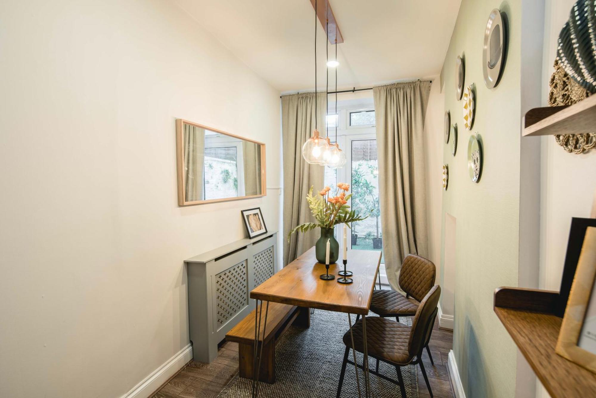 Flat Near By Kensington Olympia Exhibition-2 Bedroom Appartement
