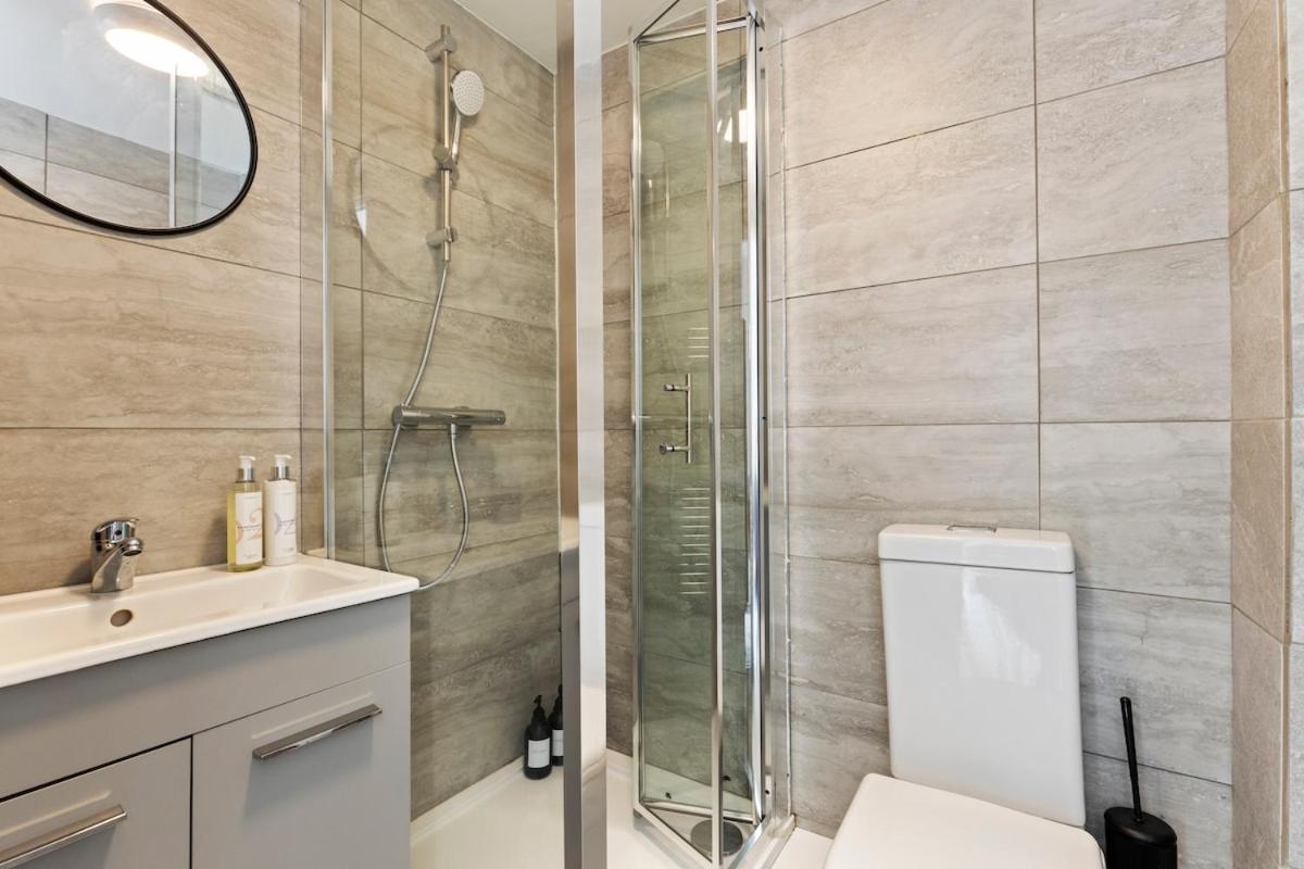 Stylish 3-bed Flat In Lewisham, Near Greenwich Londres
