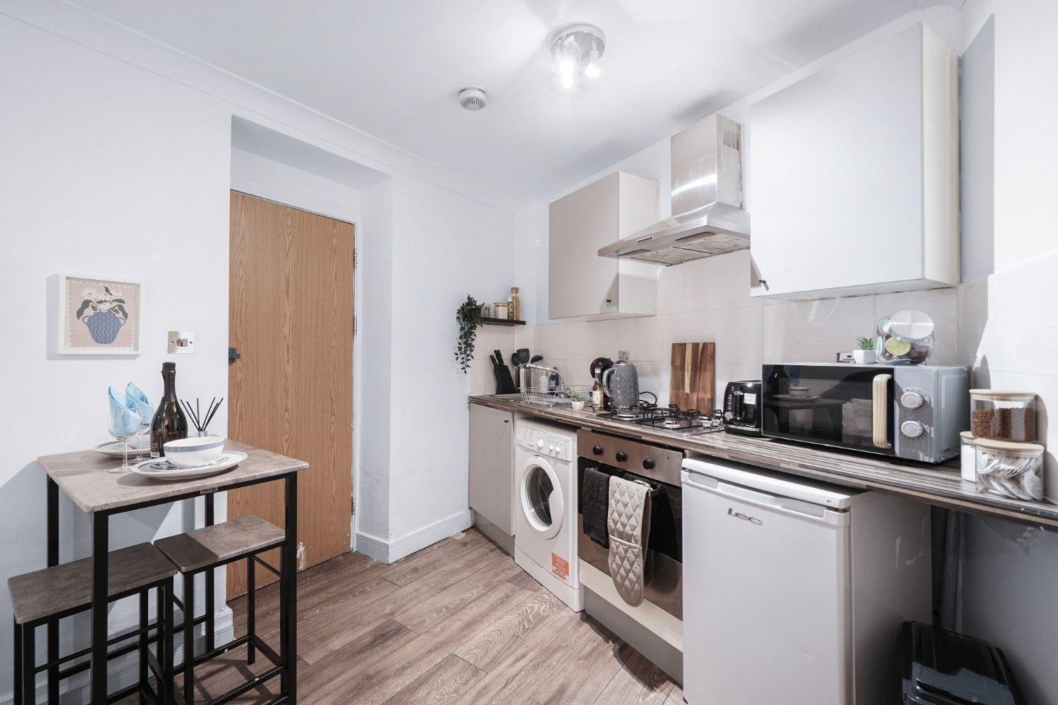 Appartement Affordable Studio, 1, 2 And 3 Bed In E14 *
