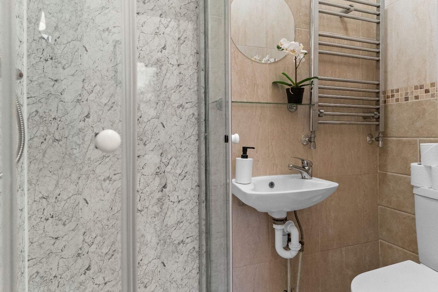 Affordable Studio, 1, 2 And 3 Bed In E14 Londres