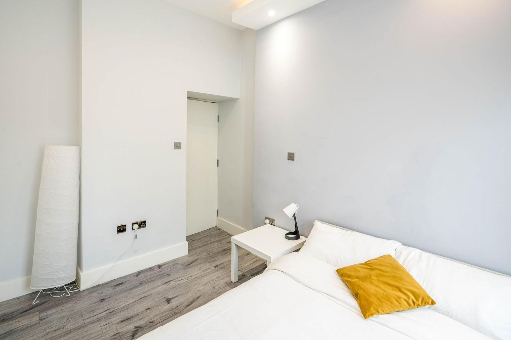 Charming 2 Bedroom, Kensington, Chelsea, Harrods * Londres