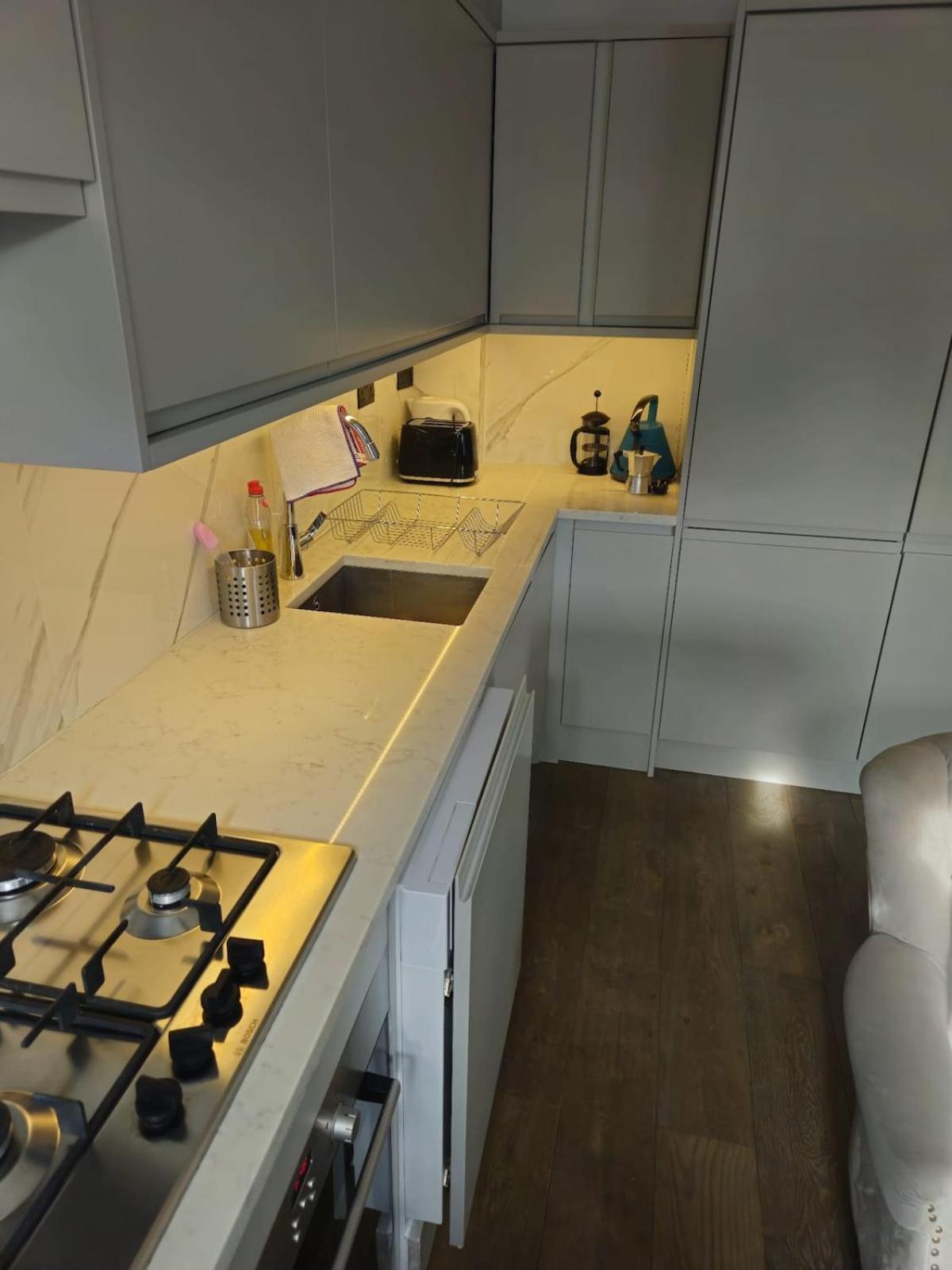 Appartement Superb Luxury 2 Beds In Victoria Pimlico Westminster Londen