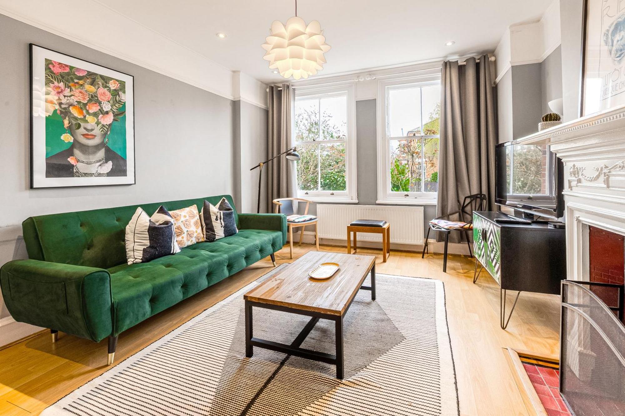 2-br Gem In Leafy Sydenham Area With Private Garden Londres
