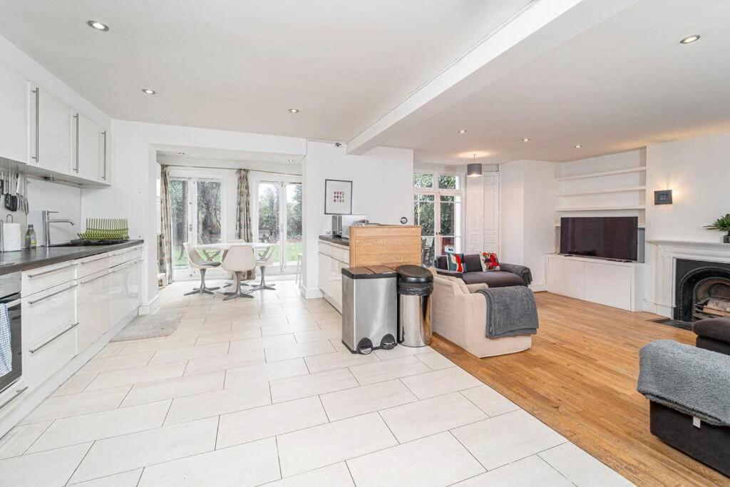 Stunning Flat With Amazing Garden Appartement