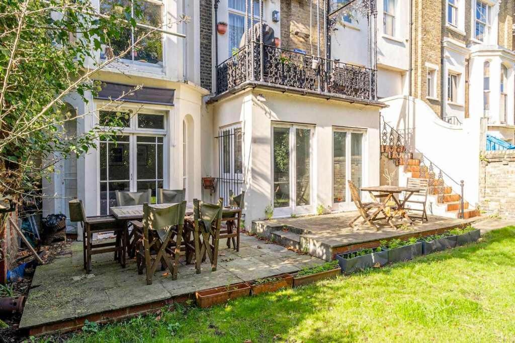 Appartement Stunning Flat With Amazing Garden