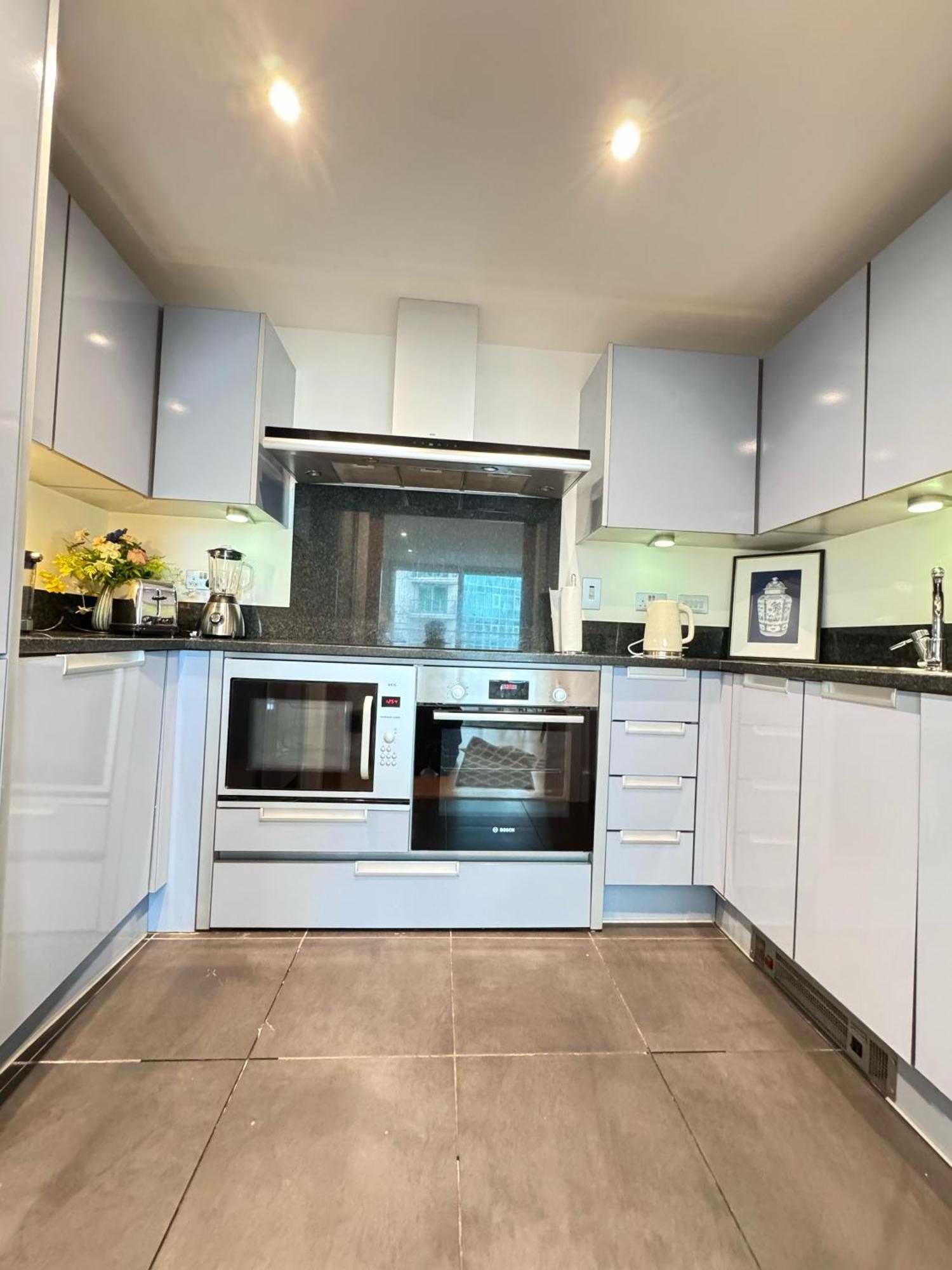 River View Eye Vauxhall 2 Bedroom Londres