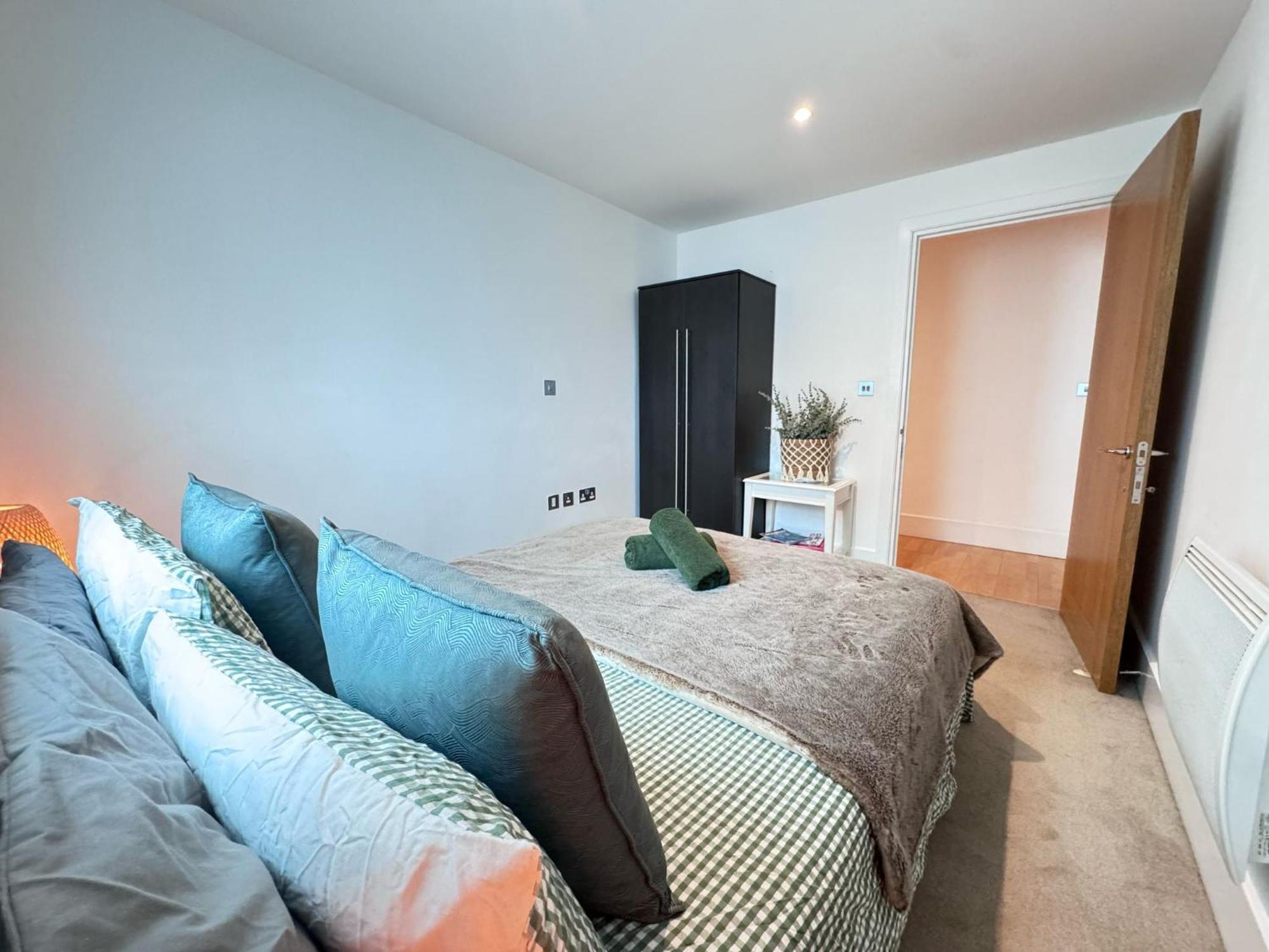 River View Eye Vauxhall 2 Bedroom Appartement Londres