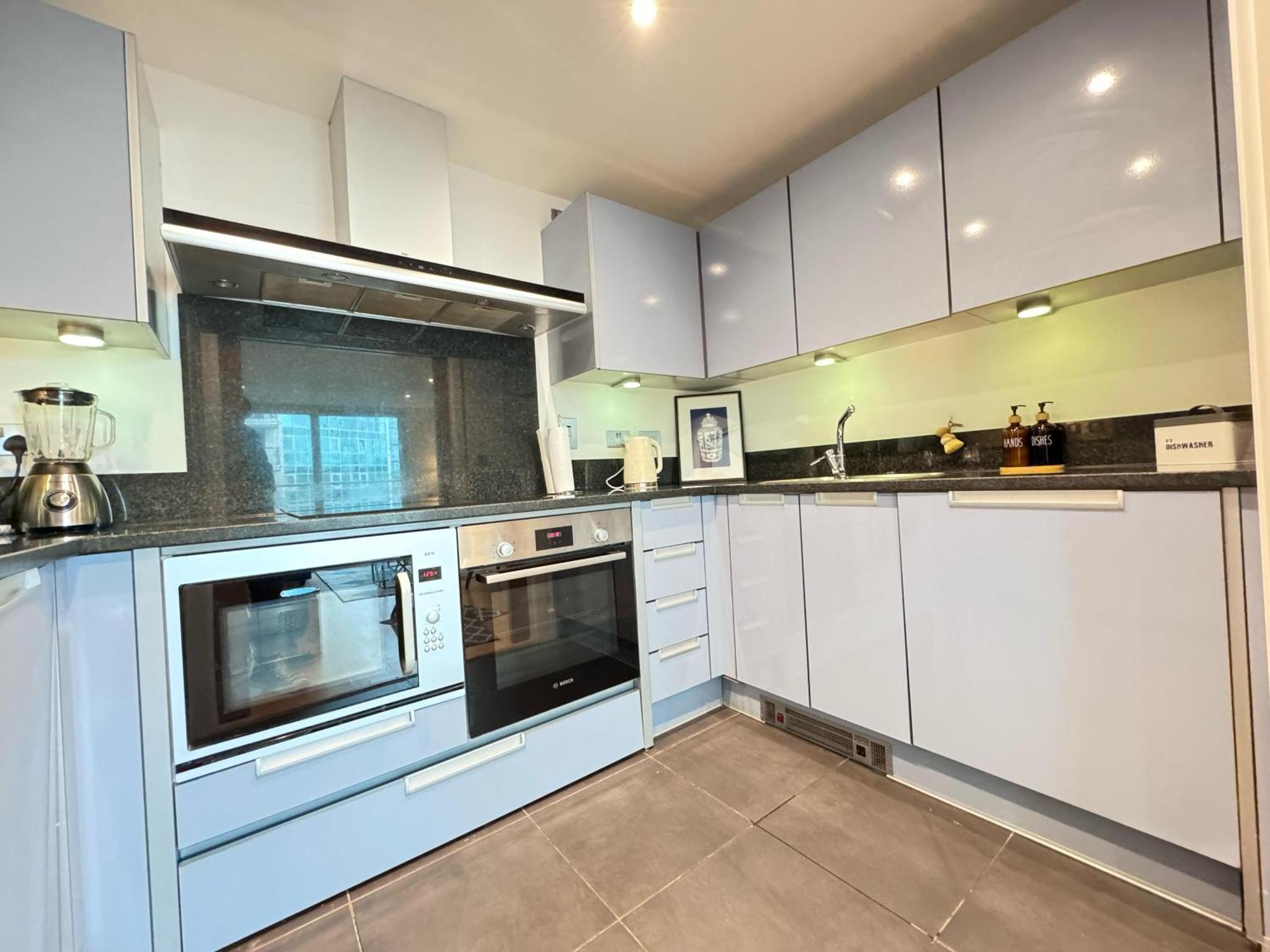 River View Eye Vauxhall 2 Bedroom * Londres