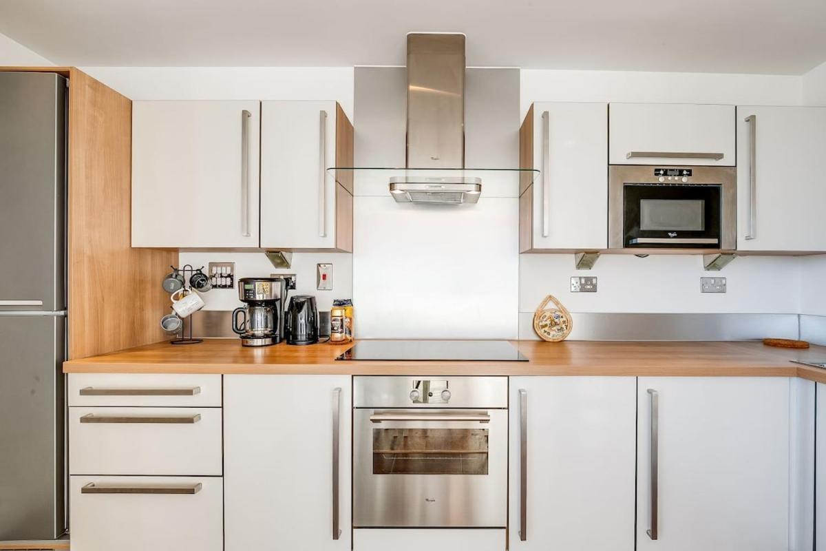 1br Riverside Stunning Thames View Near O2 Londres
