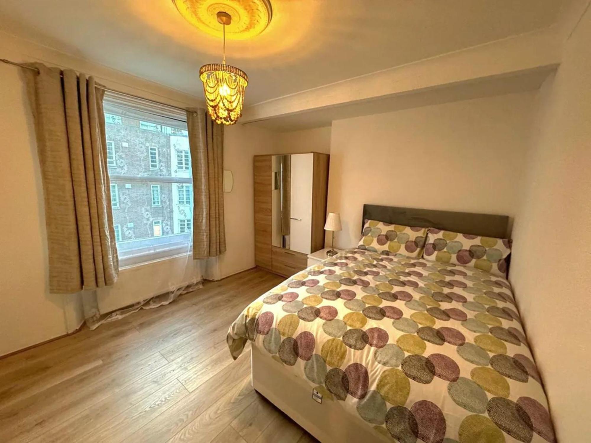 Entire 2-bedroom Flat Close To Hyde Park, Paddington Station, Bayswater And Queensway Station Londres