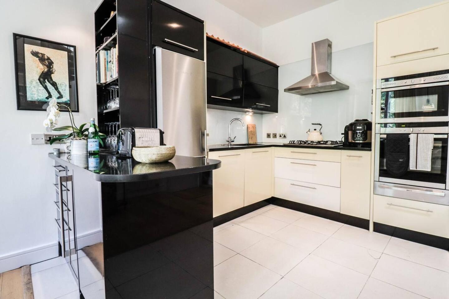 Hyde Park Luxe 2br - 4min Walk Paddington Station * Londres