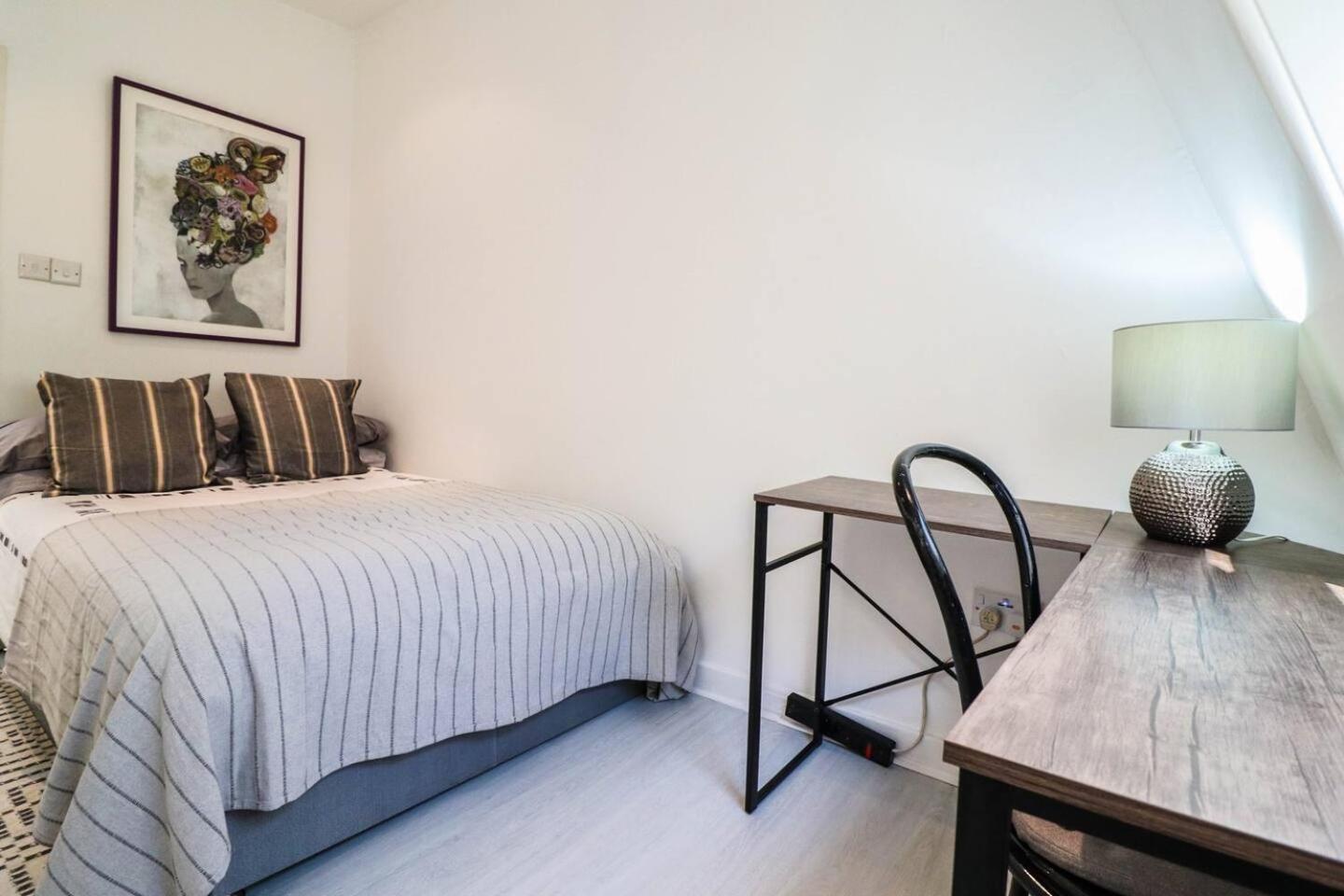 Hyde Park Luxe 2br - 4min Walk Paddington Station * Londres